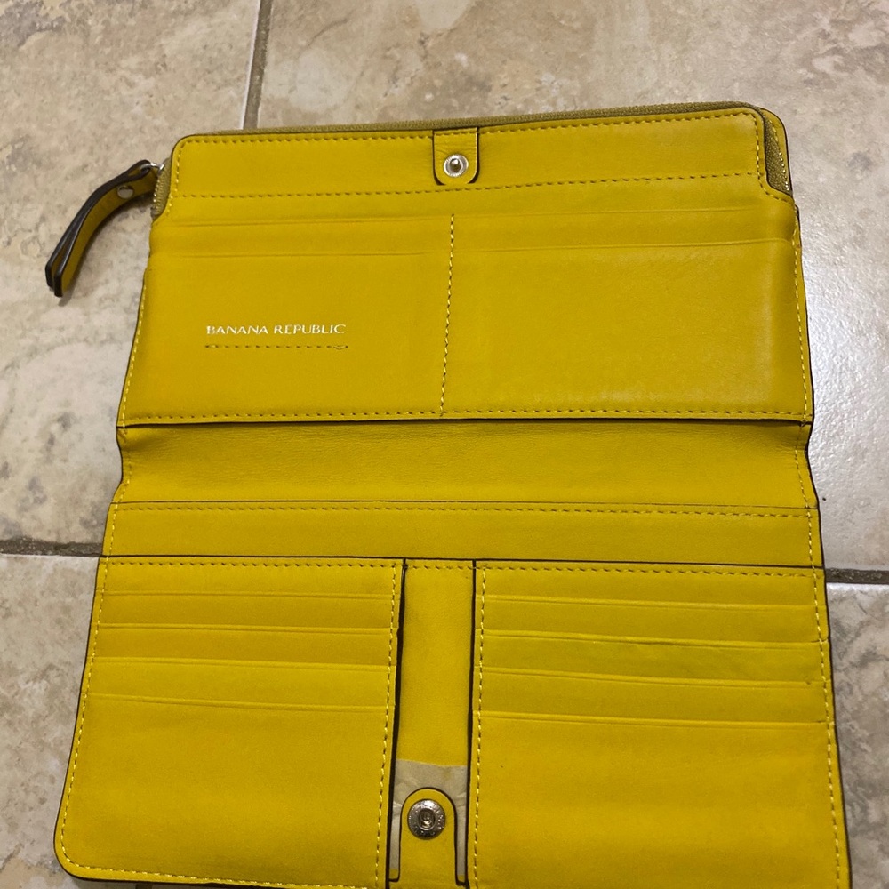 Wallet - Picture 3 of 3